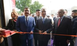 القاضي فائق زيدان يفتتح معرض العراق الدولي للكتاب برفقة فخري كريم